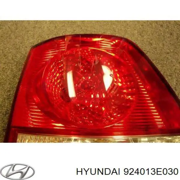 Задняя левая фара Hyundai/Kia 924013E030 цена, от 42.33 USD