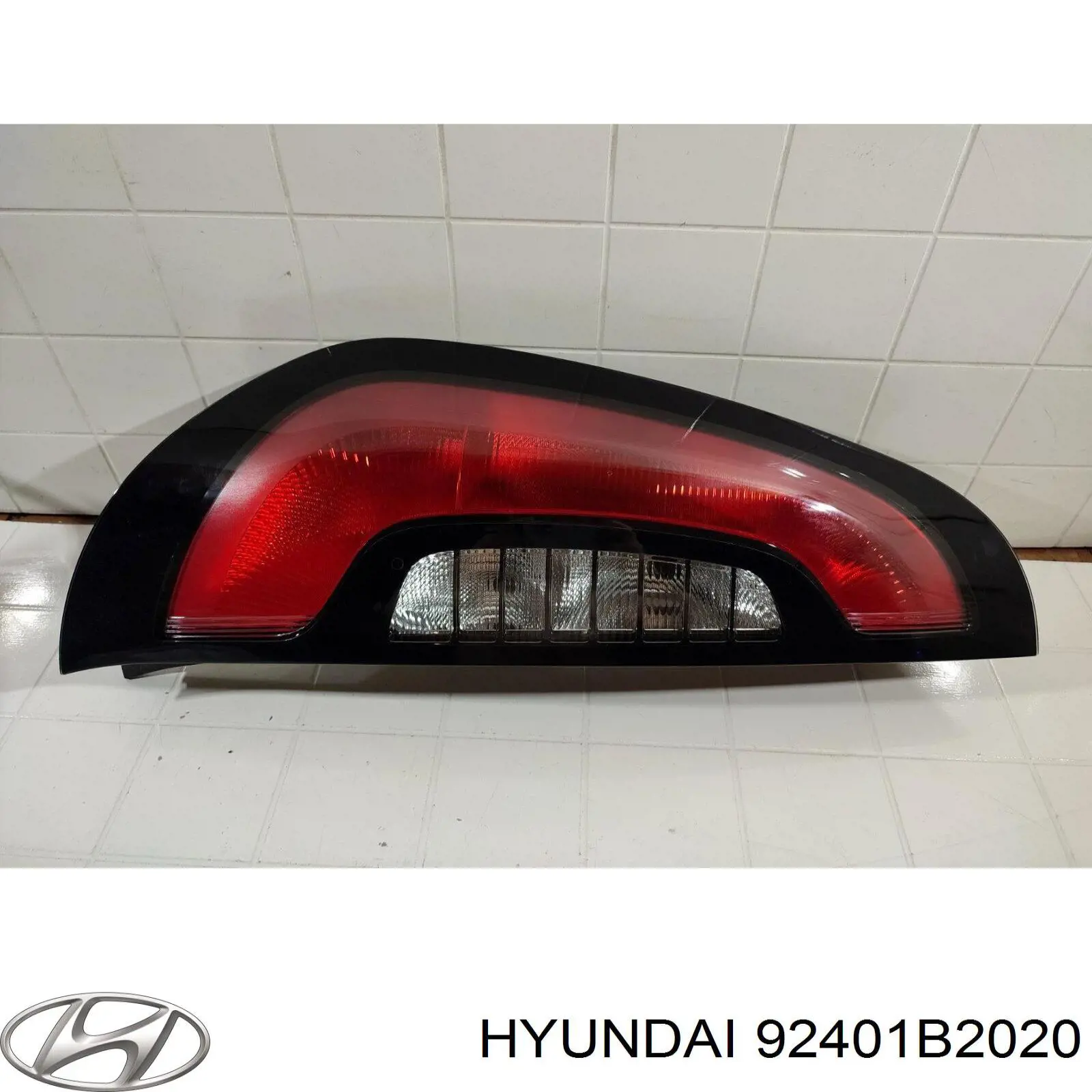 Купить 92401B2020 Hyundai/Kia Левый стоп