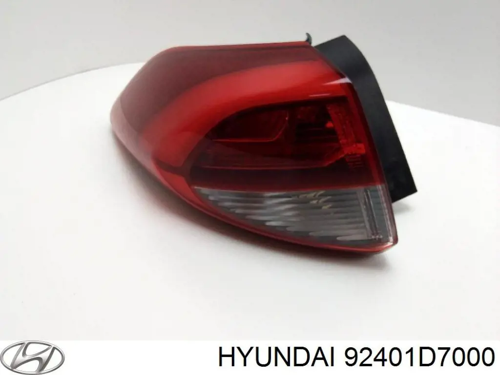 Фонарь задний левый внешний Hyundai/Kia 92401D7000