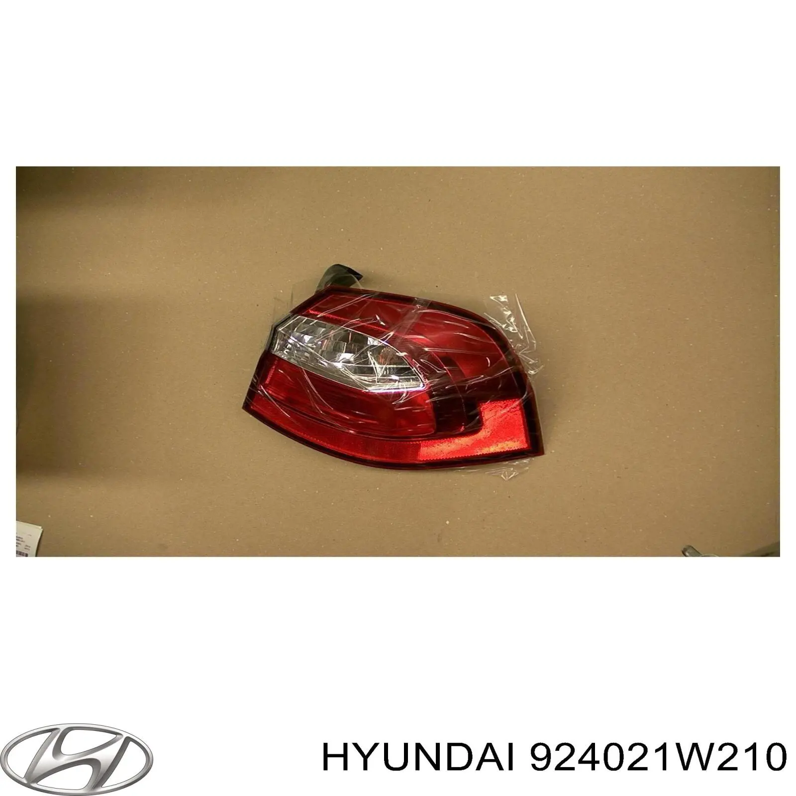 Купить 924021W210 Hyundai/Kia Фонарь задний правый, внешний