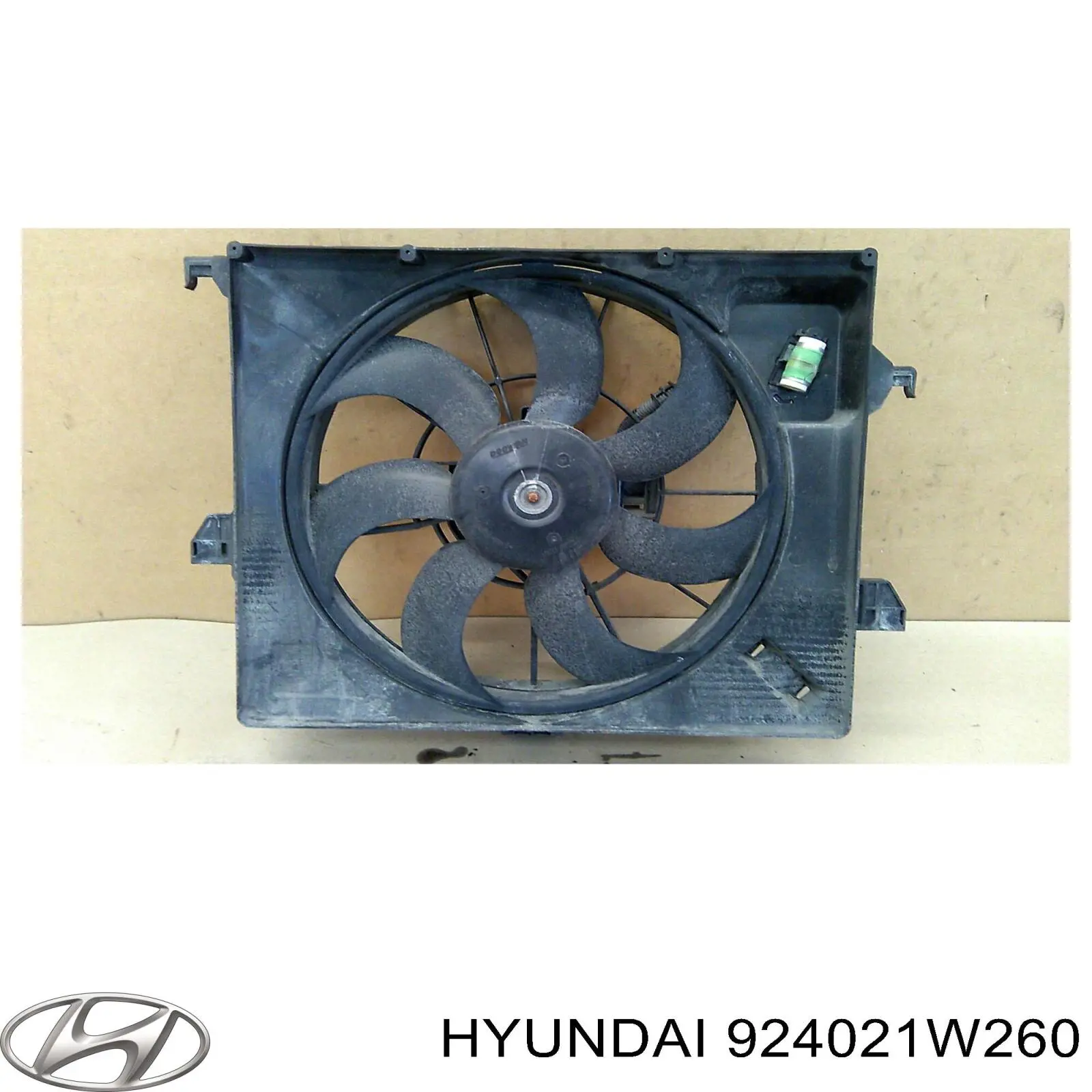 924021W260 Hyundai/Kia Задний правый внешний фонарь