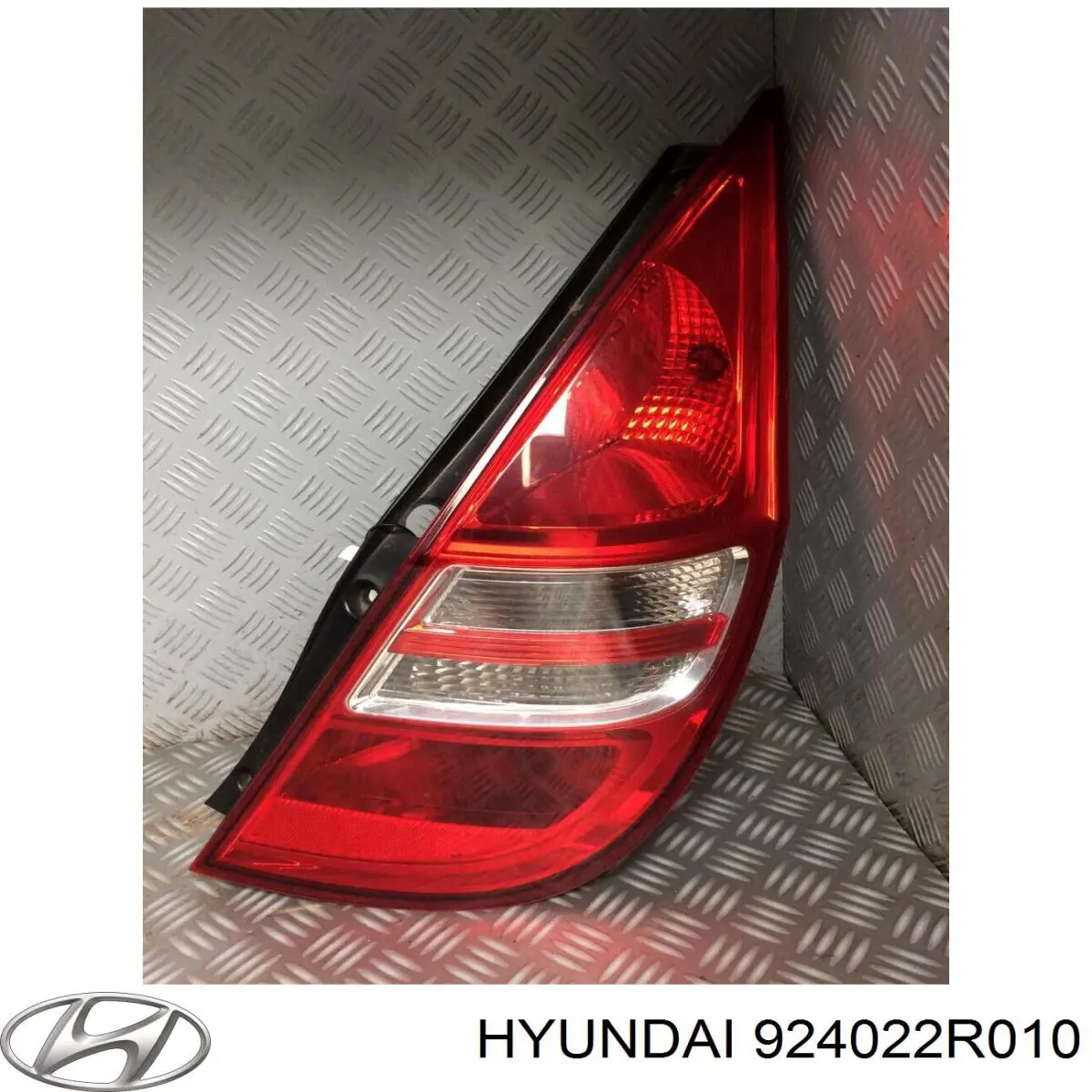 Фонарь задний правый верхний Hyundai/Kia 924022R010 цена, от 55.16 USD