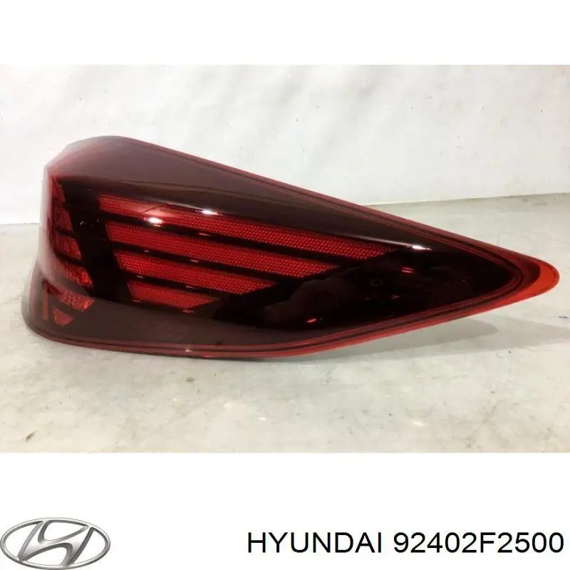 Фонарь задний правый внешний Hyundai/Kia 92402F2500