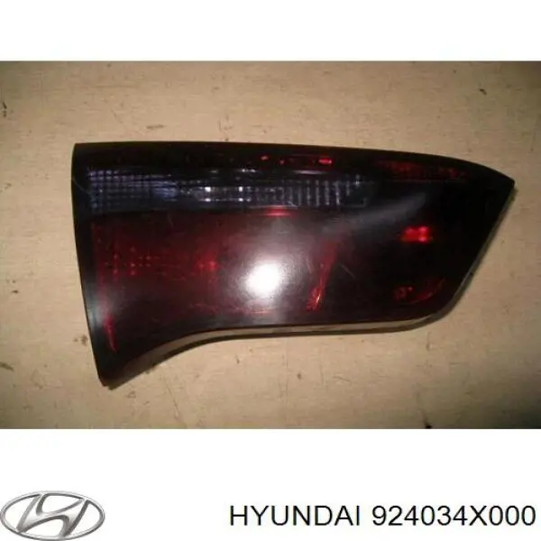 Фонарь задний левый внутренний Hyundai/Kia 924034X000