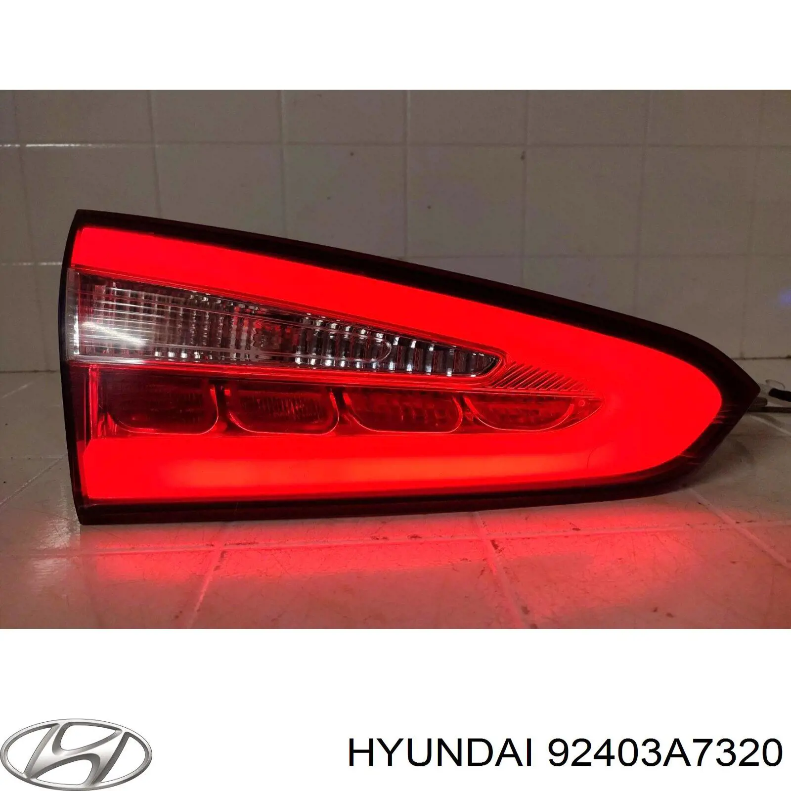 Фонарь задний левый внутренний 92403A7320 Hyundai/Kia