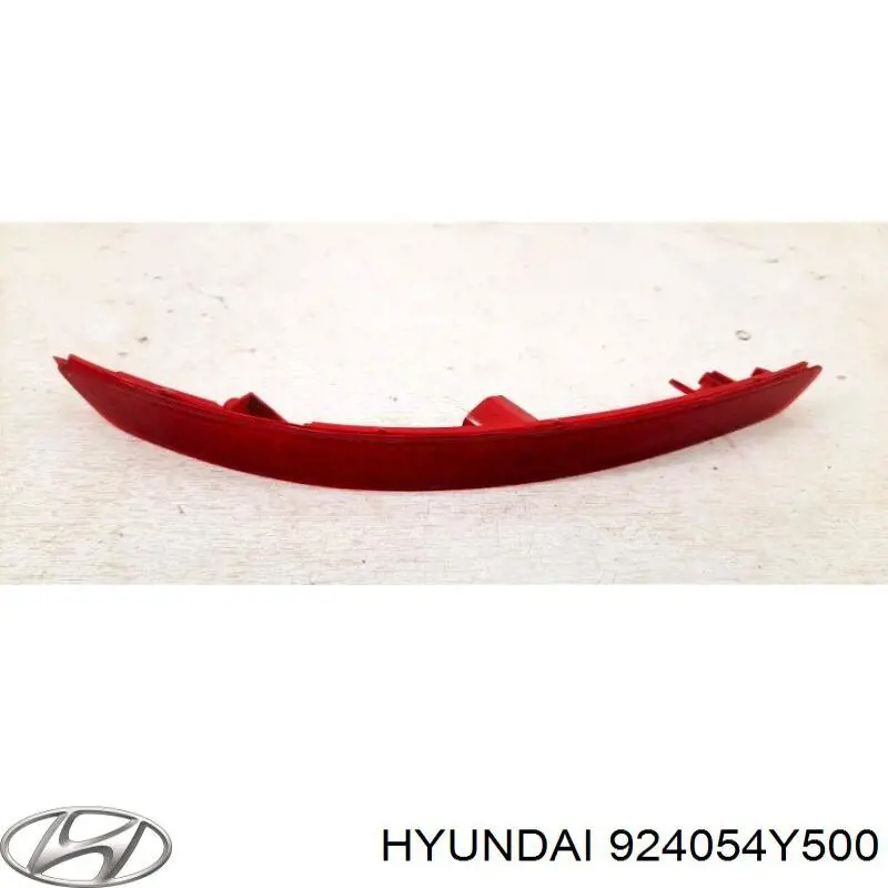 924054Y500 Hyundai/Kia Левый катафот бампера