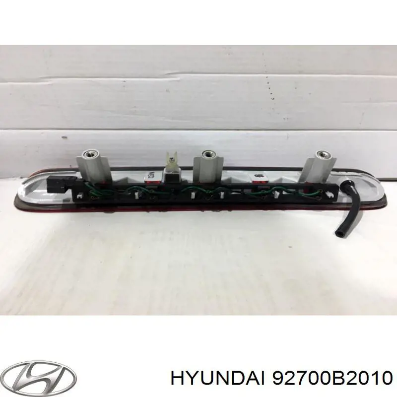 Фонарь сигнала торможения Hyundai/Kia 92700B2010 цена, от 26.81 USD