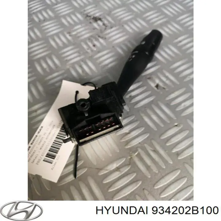 934202B100 Hyundai/Kia Переключатель подрулевой, правый