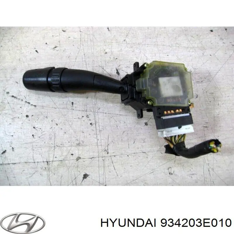 Переключатель подрулевой правый 934203E010 Hyundai/Kia