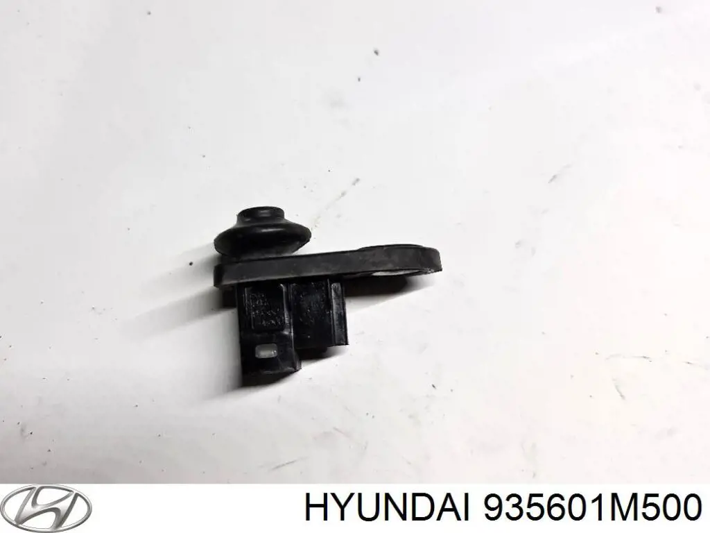 Датчик закрывания дверей (концевой выключатель) Hyundai/Kia 935601M500 цена, от 6.33 USD