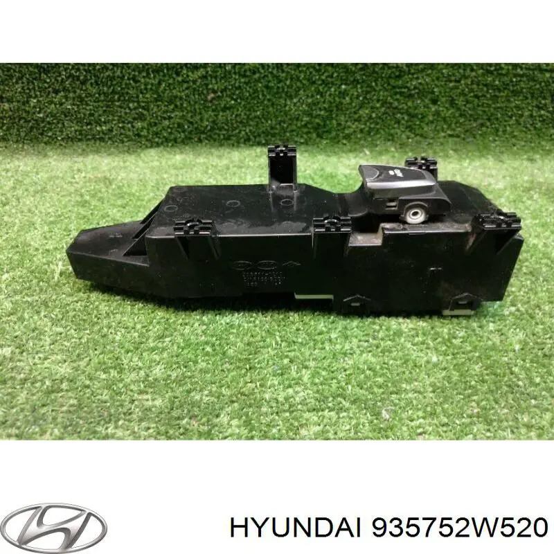 935752W520 Hyundai/Kia 