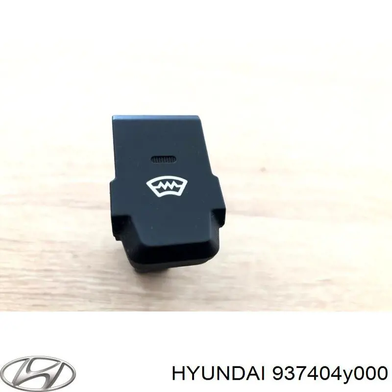 Кнопка включения обогрева заднего стекла 937404Y000 Hyundai/Kia