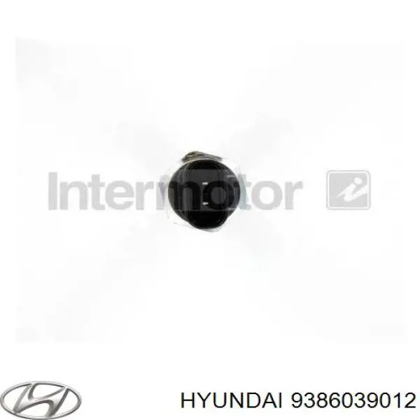Датчик включения фонарей заднего хода Hyundai/Kia 9386039012
