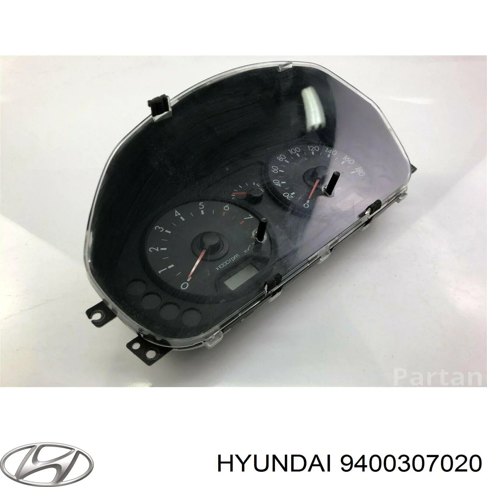 Приборная доска Hyundai/Kia 9400307020