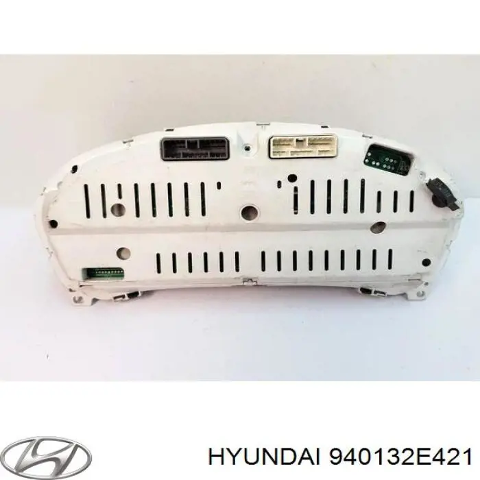 Приборная доска Hyundai/Kia 940132E421