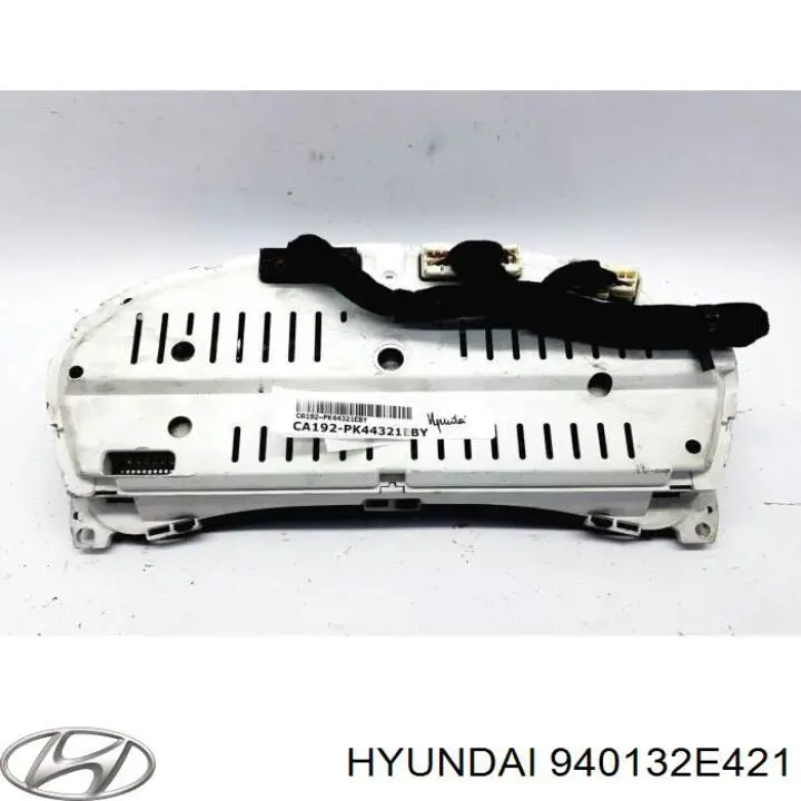 Приборная доска (щиток приборов) Hyundai/Kia 940132E421 цена, от 25.68 USD