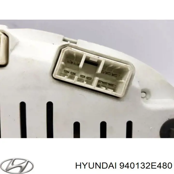 Приборная доска (щиток приборов) Hyundai/Kia 940132E480 цена, от 22.03 USD