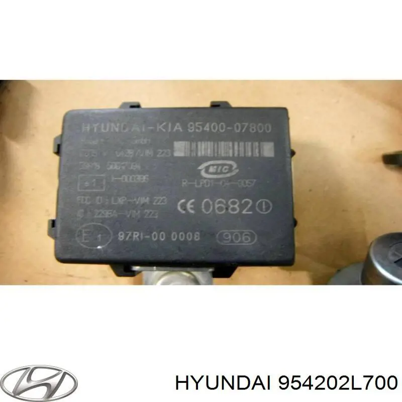 Модуль управления (ЭБУ) иммобилайзером на Hyundai Sonata NF