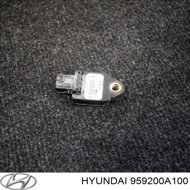 Датчик удара 959200A100 Hyundai/Kia