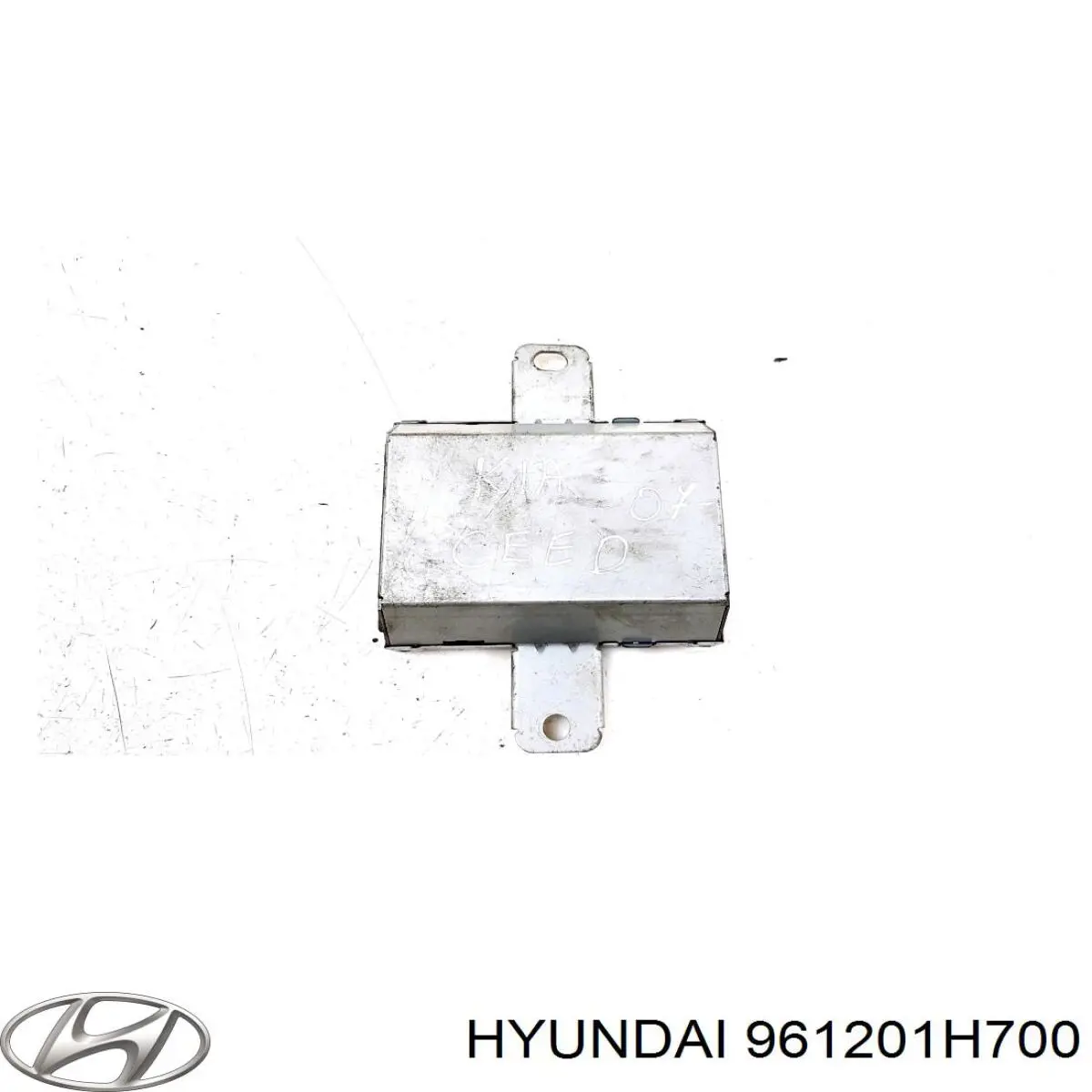 USB-разветвитель Hyundai/Kia 961201H700 цена, от 17.74 USD