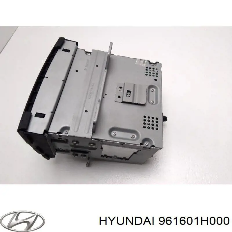 Магнитола (радио AM/FM) Hyundai/Kia 961601H000 цена, от 29.57 USD