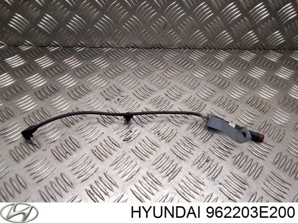 Шток антенны Hyundai/Kia 962203E200 цена, от 25.20 USD