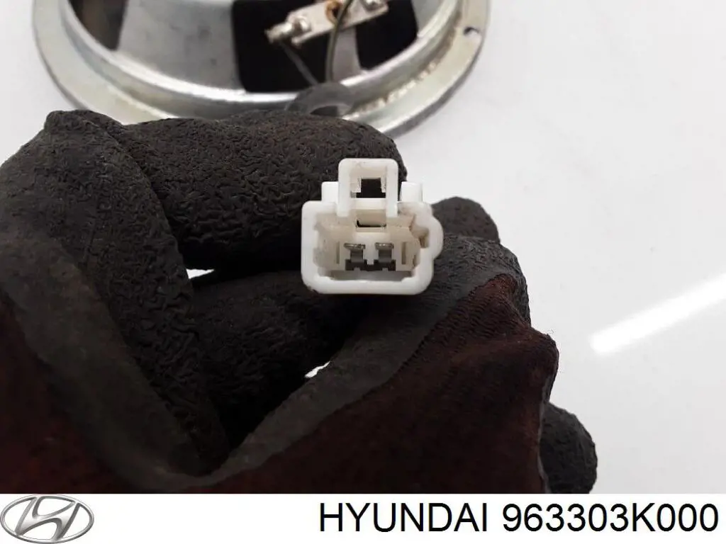  Hyundai/Kia 963303K000