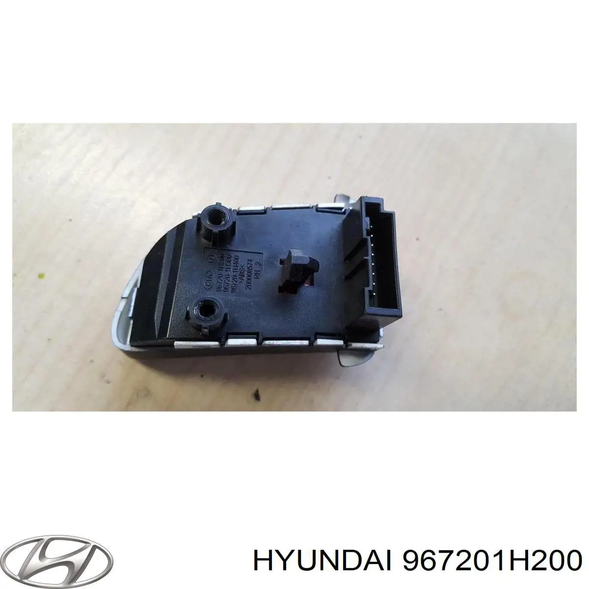 967201H200 Hyundai/Kia 
