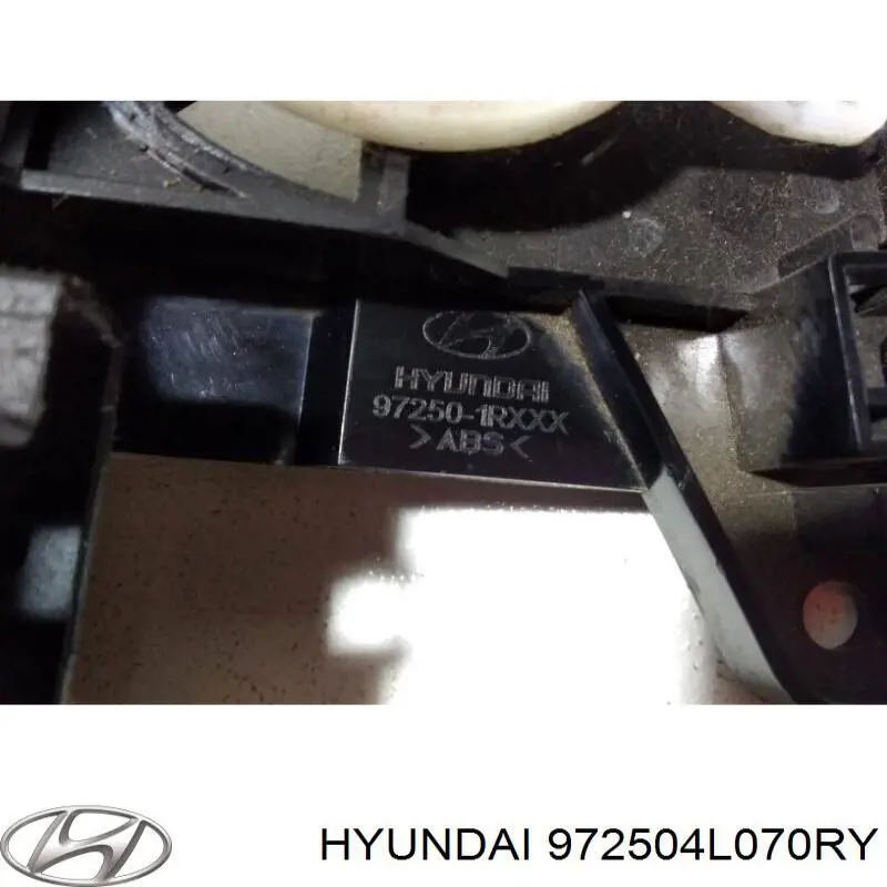  Hyundai/Kia 972504L070RY цена, от 57.01 USD
