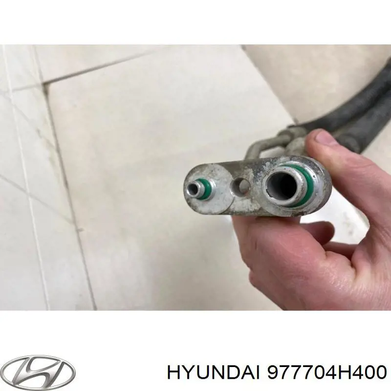 Manguera Aire Acondicionado, Desde El Evaporador Trasero Hasta El Compresor 977704H400 Hyundai/Kia