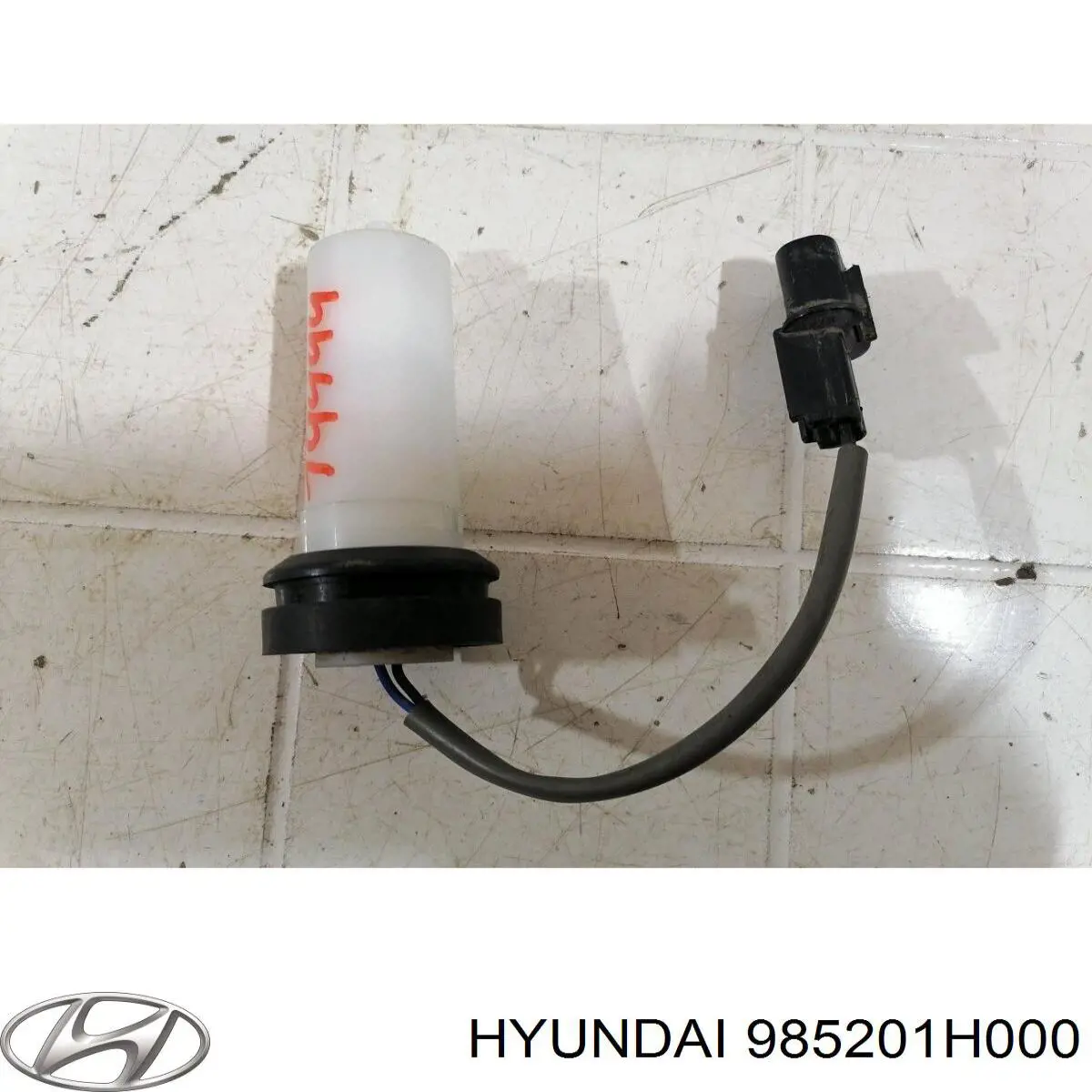 Датчик уровня бачка стеклоомывателя Hyundai/Kia 985201H000 цена, от 10.21 USD