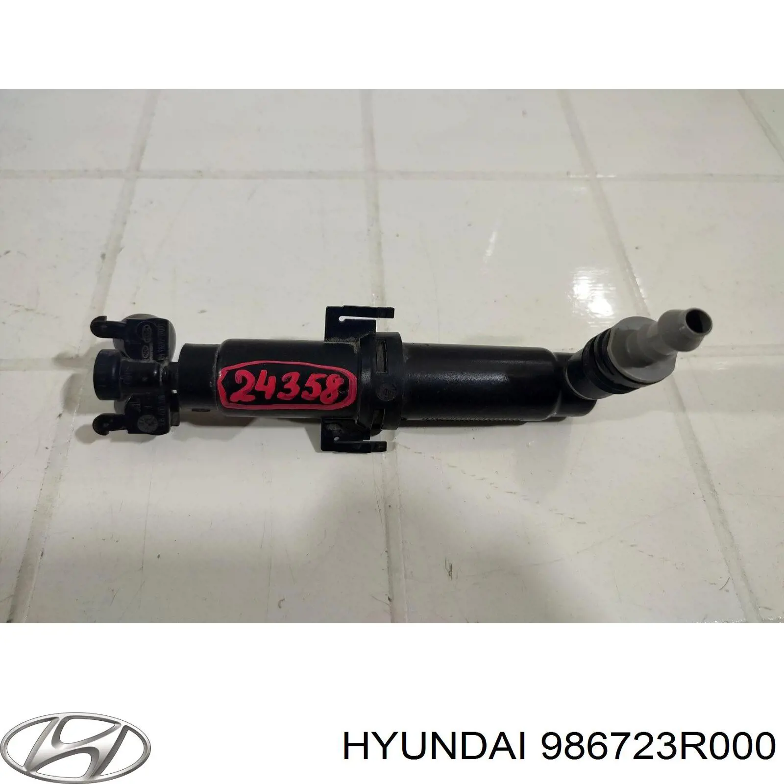 986723R000 Hyundai/Kia держатель форсунки омывателя фары (подъемный цилиндр)