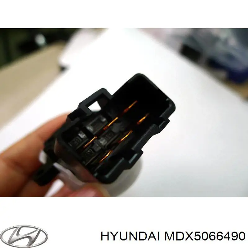 Купить MDX5066490 Hyundai/Kia Лягушка стоп сигнала
