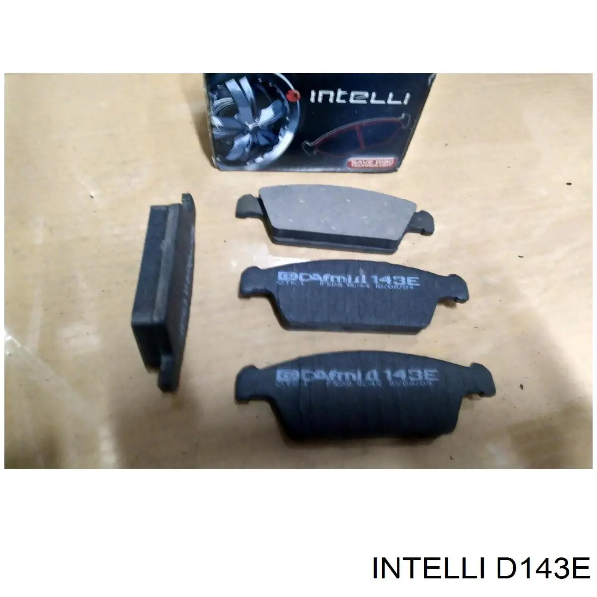 Передние тормозные колодки D143E Intelli