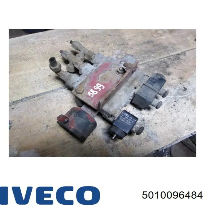 Блок клапанов регулируемой подвески 5010096484 Iveco