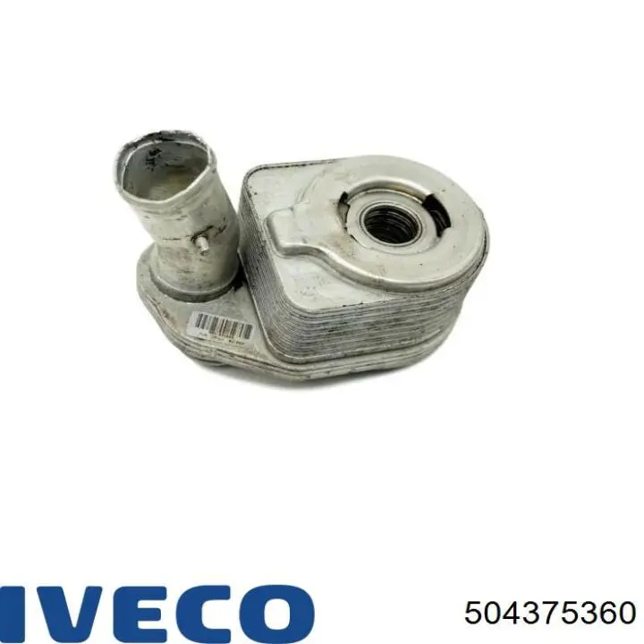 504375360 Iveco Радиатор масляный (холодильник) под фильтром