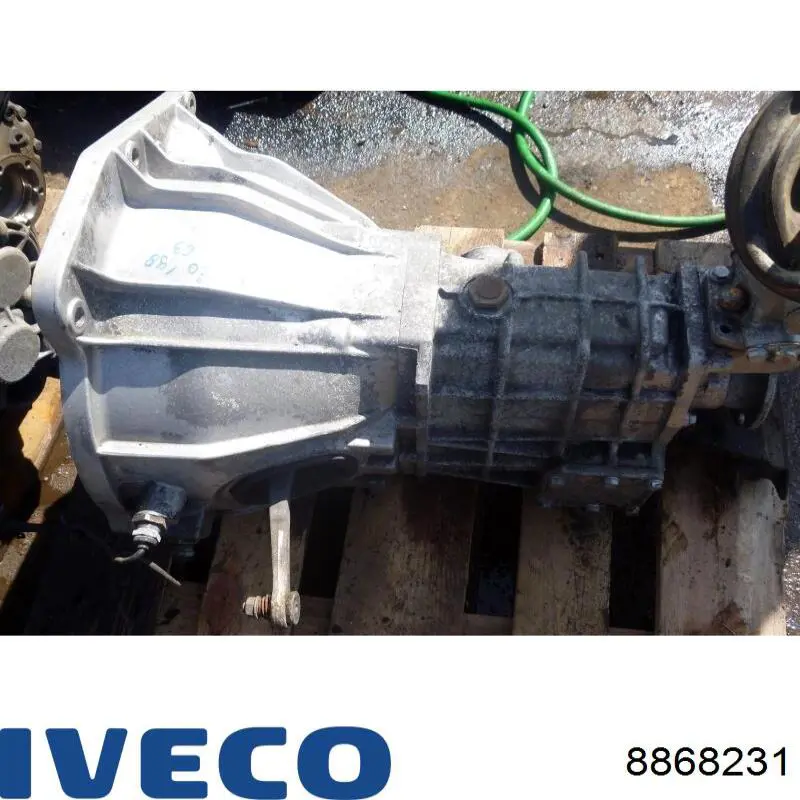 8868231 Iveco 