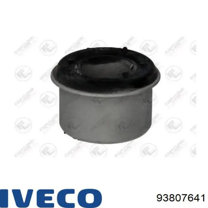 Сайлентблок переднего верхнего рычага IVECO 93807641