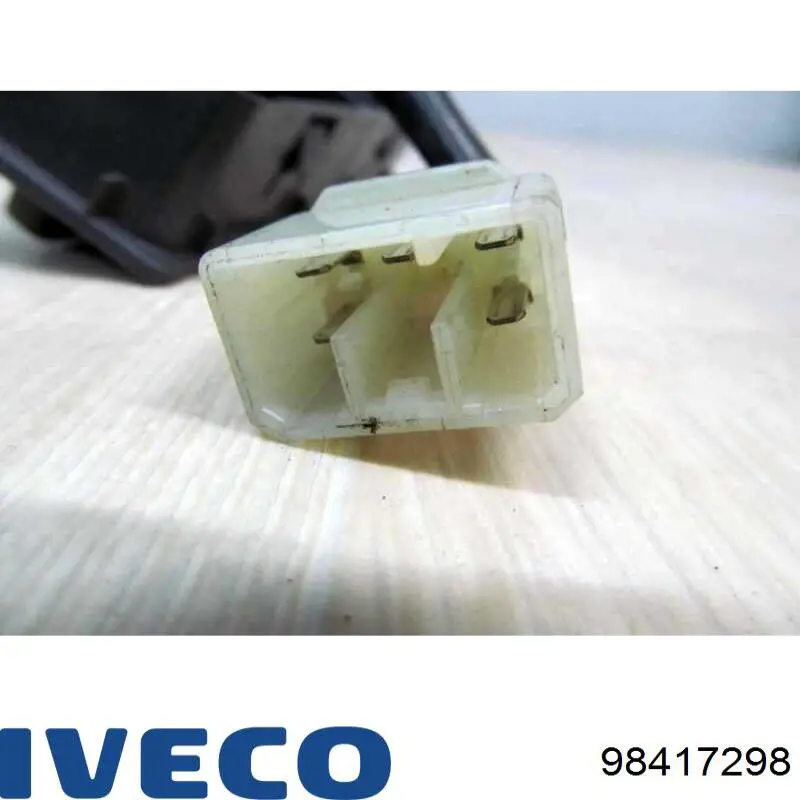98417298 Iveco регулятор корректора фар iveco eurocargo