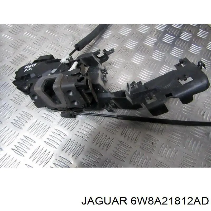 Замок двери передней правой 6W8A21812AD Jaguar