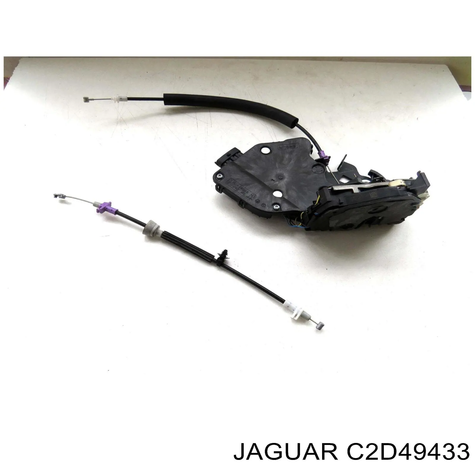 C2D49433 Jaguar Замок двери водителя