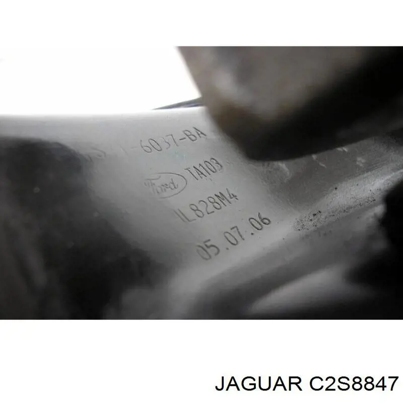 C2S8710 Jaguar Правая подушка двигателя