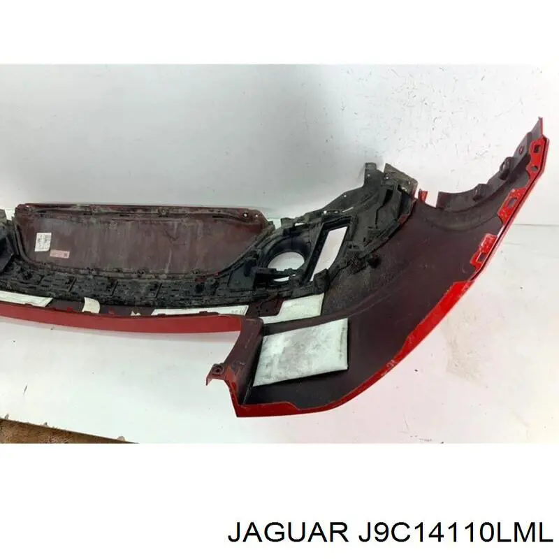 J9C14110LML Jaguar Задний бампер