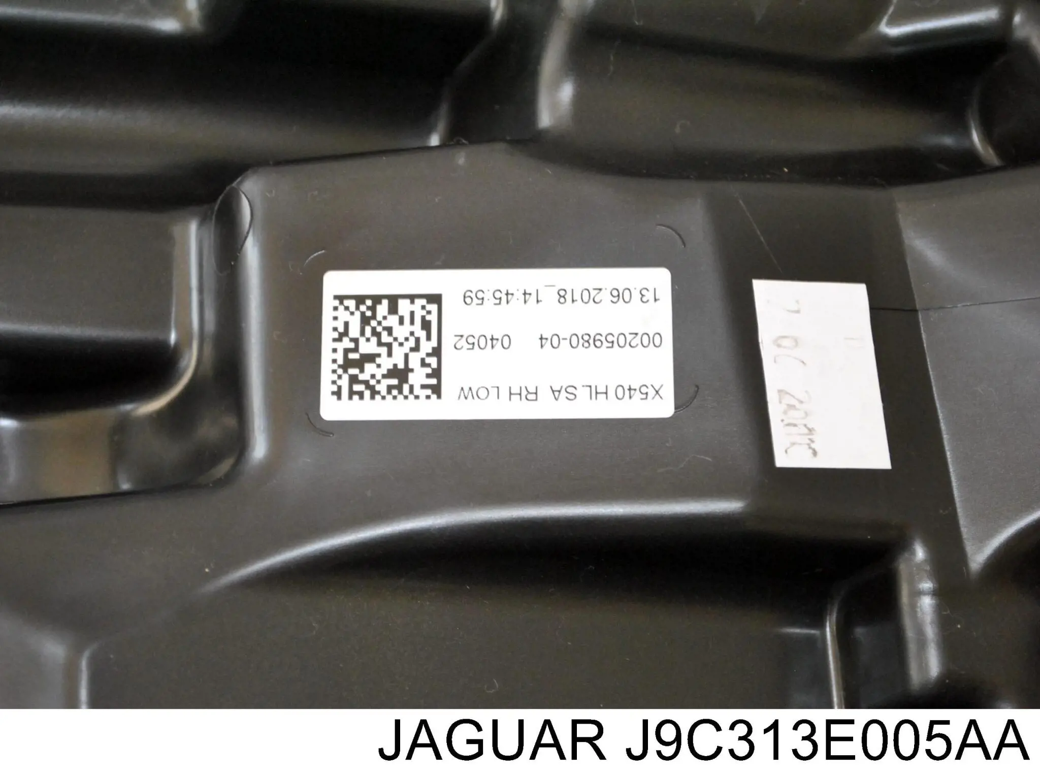 J9C313E005AA Jaguar