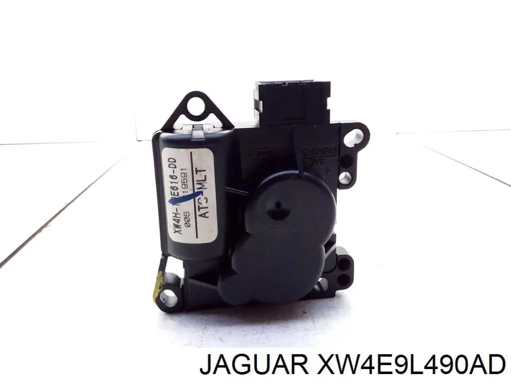 XW4E9L490AD Jaguar 