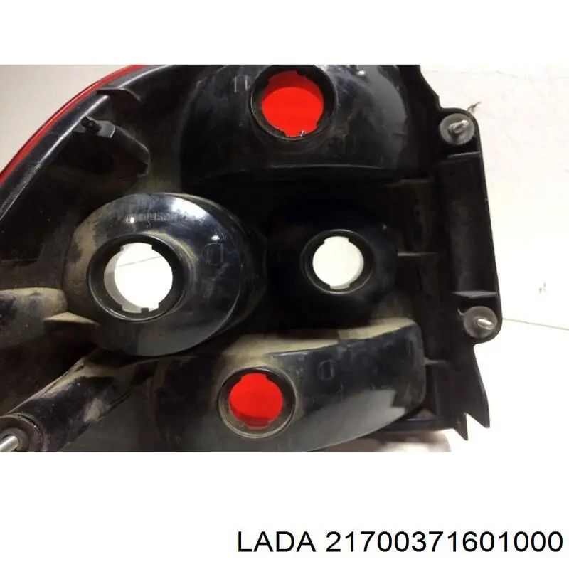 Фонари задние на ВАЗ PRIORA  2170
