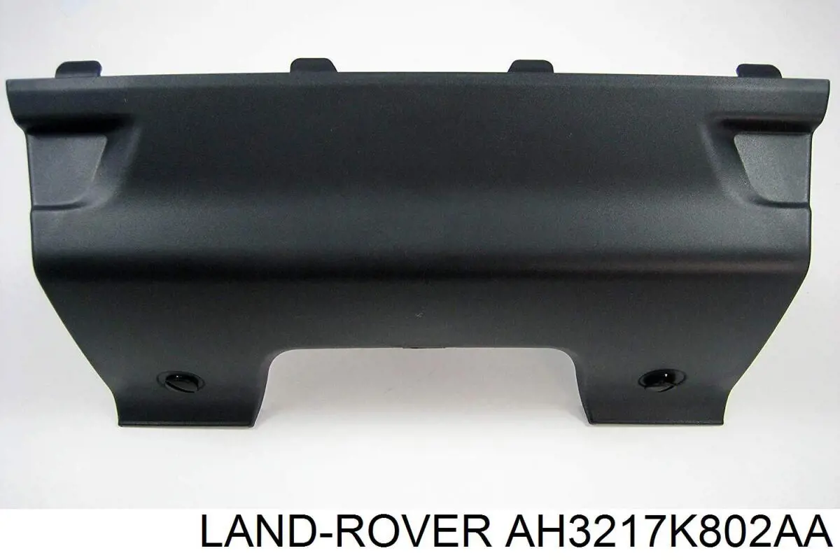 Купить LR015132 Land Rover Заглушка бампера буксировочного крюка задняя