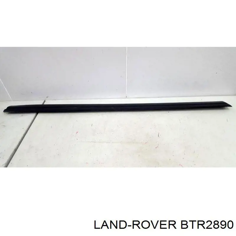 Молдинг двери передней правой нижний Land Rover BTR2890 цена, от 10.17 USD
