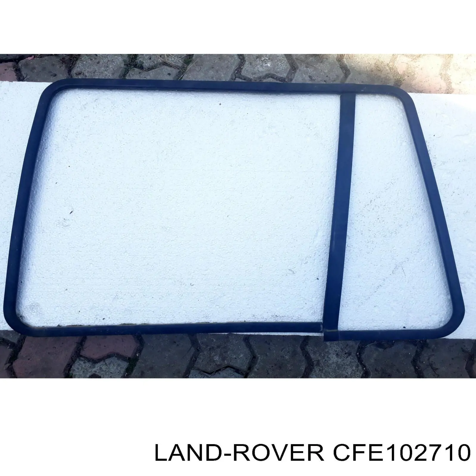  CFE102710 Land Rover