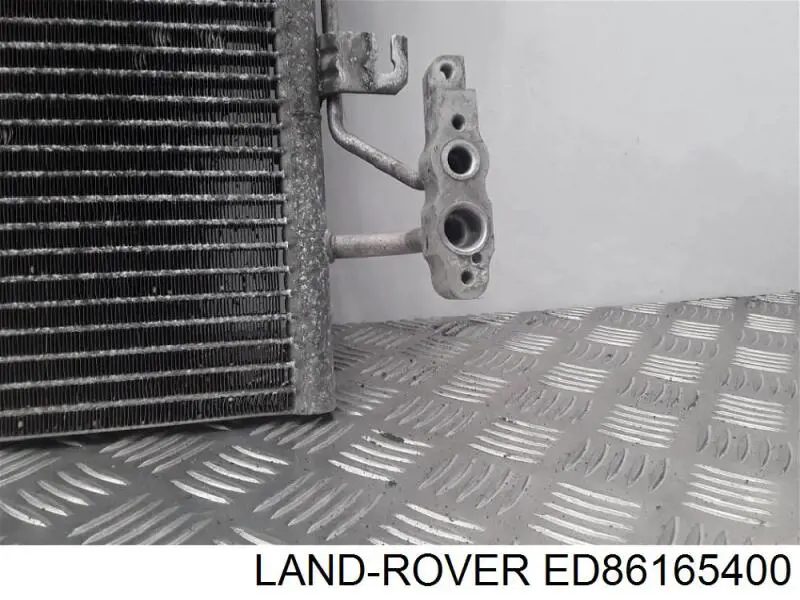 LR018403 Land Rover Конденсатор
